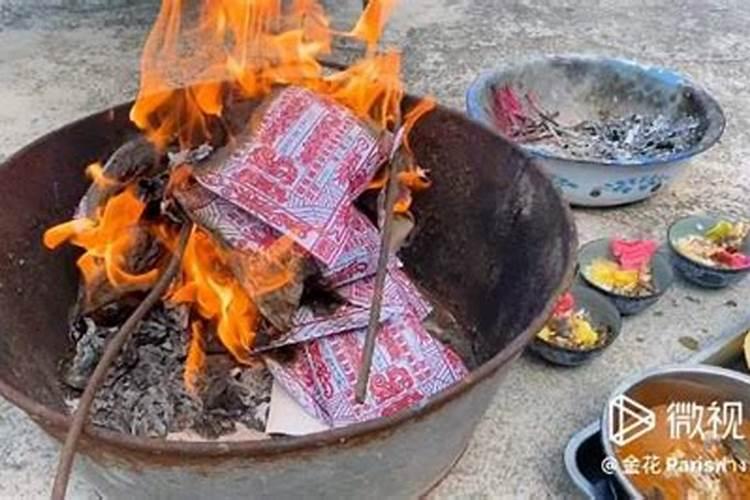 属牛的人哪些年犯太岁,属牛犯太岁年份表