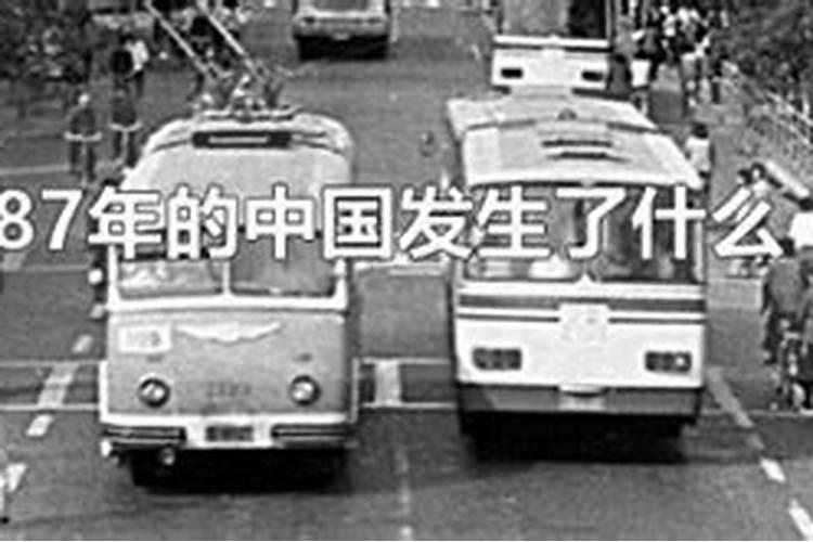梦见被狮子老虎追赶,逃跑了好久,醒来之后手脚酸软,代表什么？
