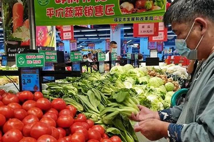 关于塔罗牌预测未来结果使用什么牌阵比较好？