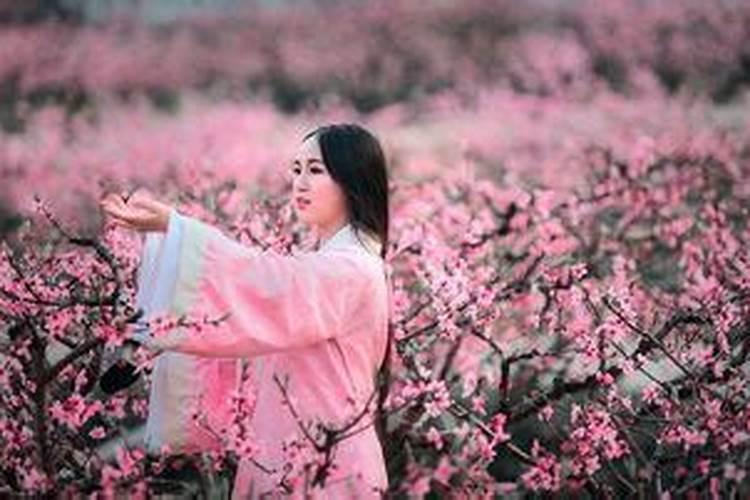 生辰八字算桃花姻缘,生辰八字桃花运