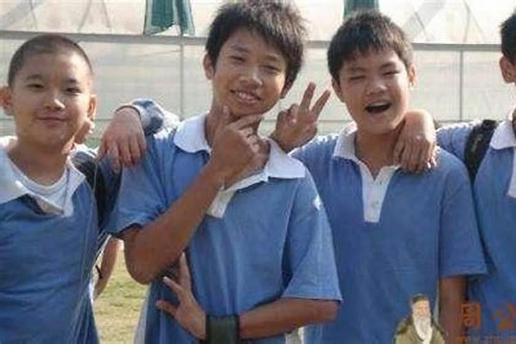 梦见好久不见的异性同学 梦见好久不见的异性同学是什么意思百度...