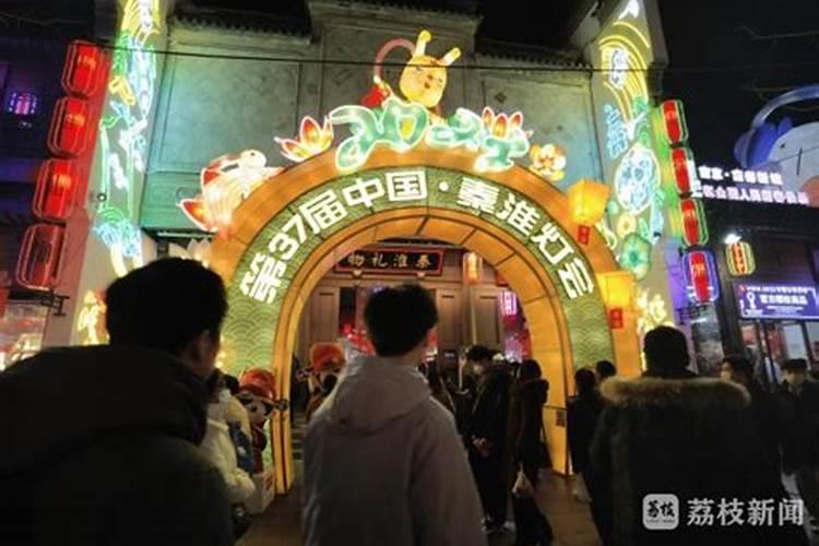 梦到前女友和自己在一起很亲密,究竟是何预兆？