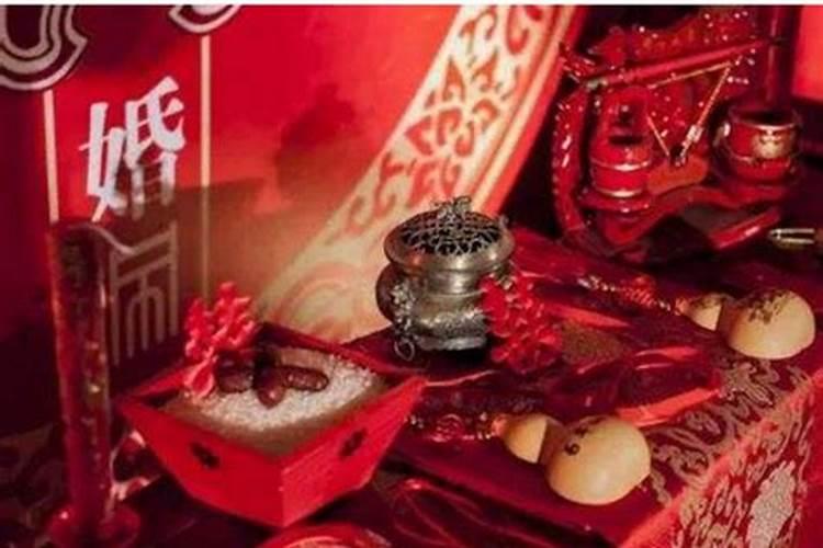 中元节什么时间去上坟 中元节哪个时间去上坟