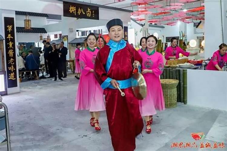 老年人梦到死人了有什么兆头 老年人梦到死人了有哪些兆头