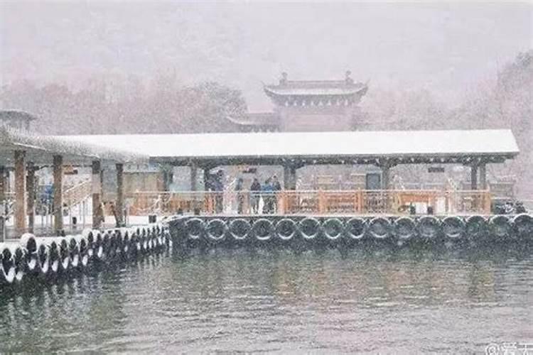镇江有哪些民风民俗？