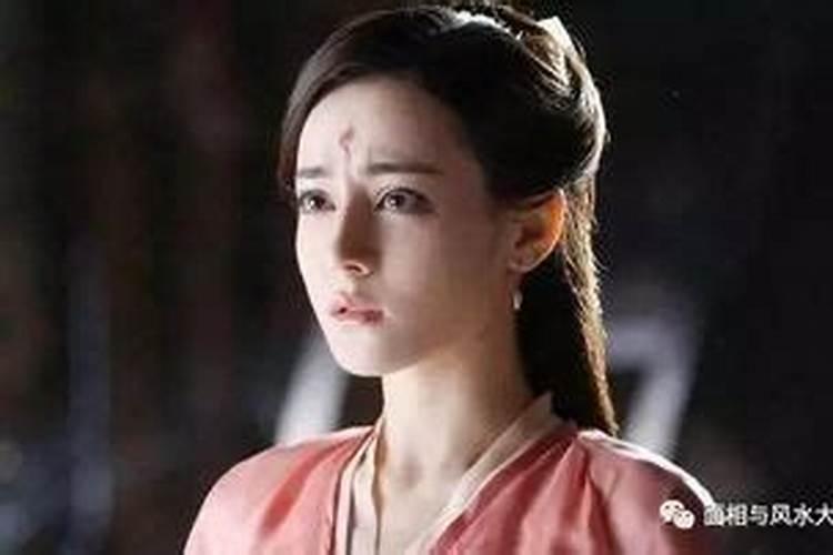 算命的说我和我老公过日子磕磕碰碰 性格不合 请问会不会离婚？