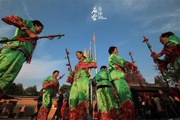 梦见死去的外婆还活着跟我说话是什么意思