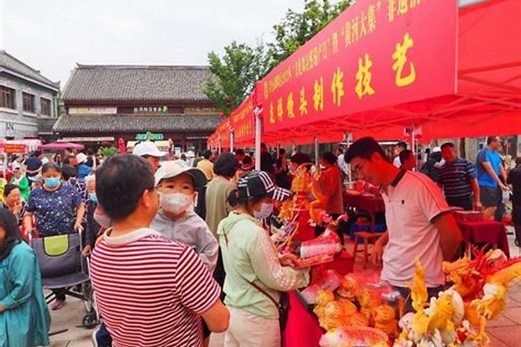 青岛灯会在什么地方
