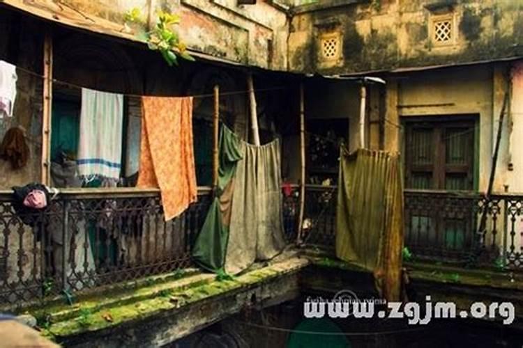 本命年运气不好不出门好吗