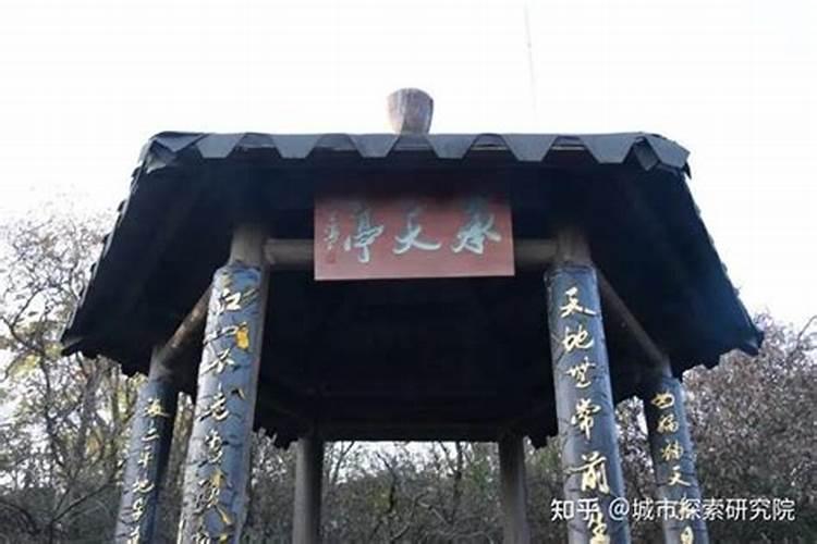梦见自己救兄弟的预兆