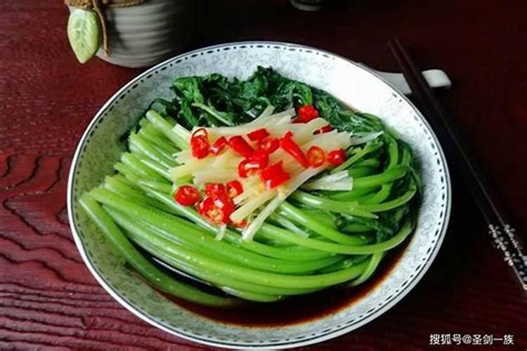 昨晚梦见我自己拉屎,只拉了一点点,又拉不出了,而且还有人看了我拉...