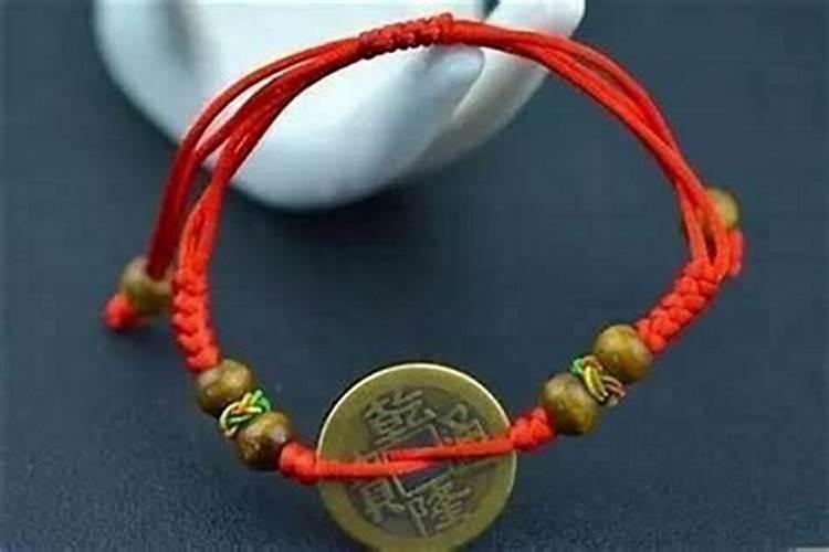 我是阴历82年5月15日早上公鸡第一次叫时出生的,帮我看看运势,谢谢百度...