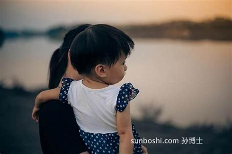梦见老公要和自己离婚