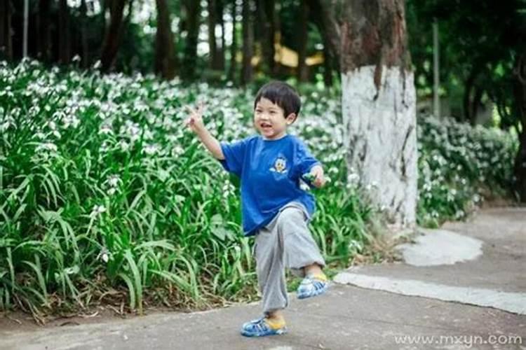 梦见男孩子是什么意思？