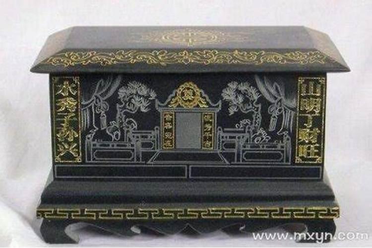 梦见骨灰盒和骨灰是什么意思？