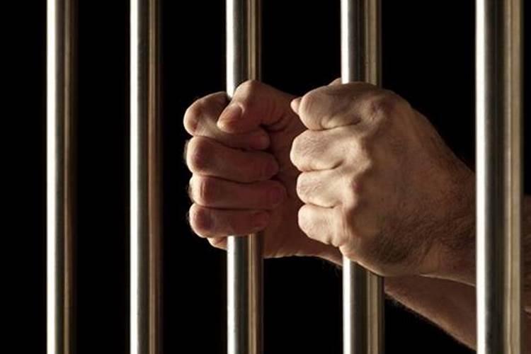 梦见亲人判死刑