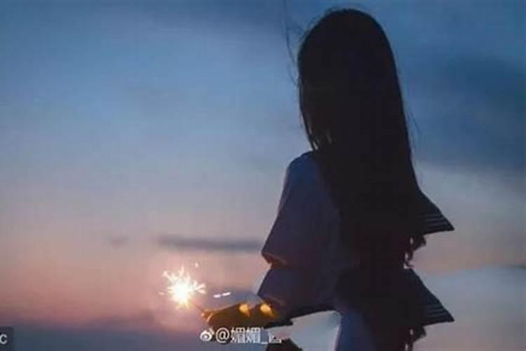 帮忙说一下关于壮族的资料。(可以从习俗和分布地区说)