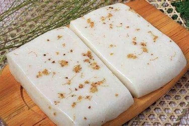 小年蒸年糕的寓意