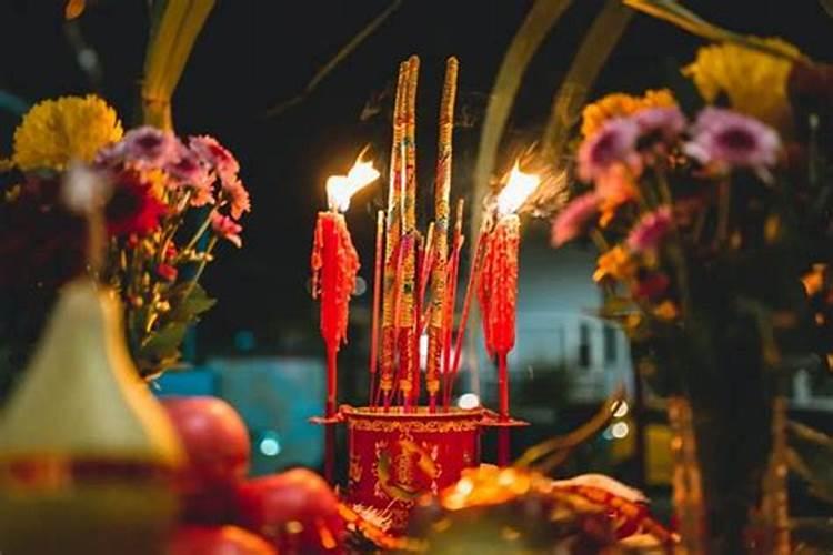 梦见老公出车祸死而复生的预兆
