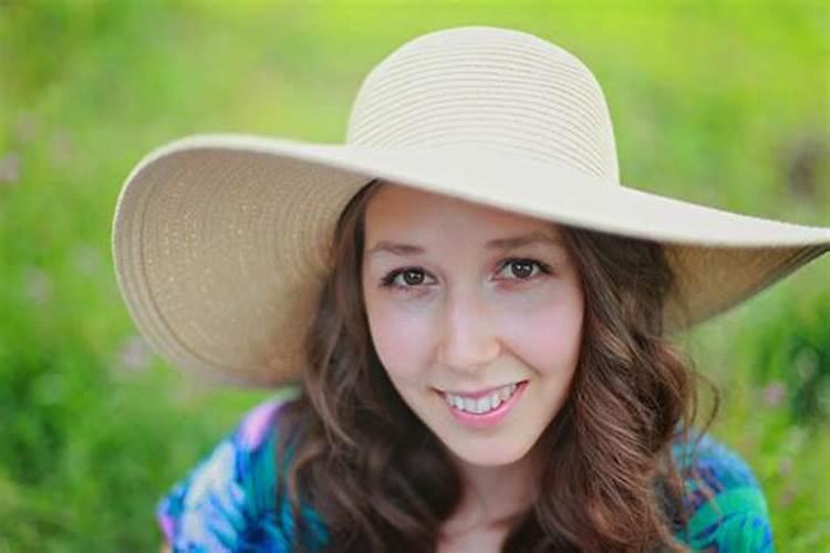 梦见和陌生女人睡觉是什么意思？