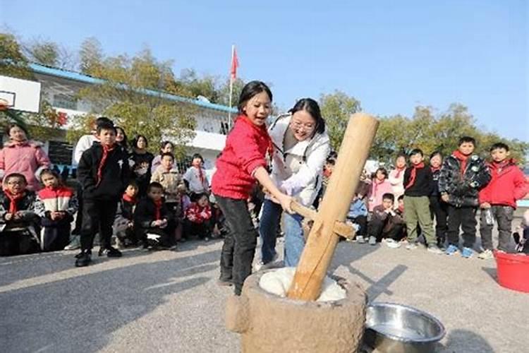 镇江黄金花园到苏州市虎丘有多远