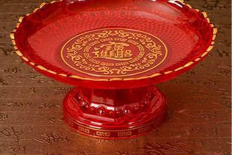 供奉财神需要几个果盘用什么水果供几个？
