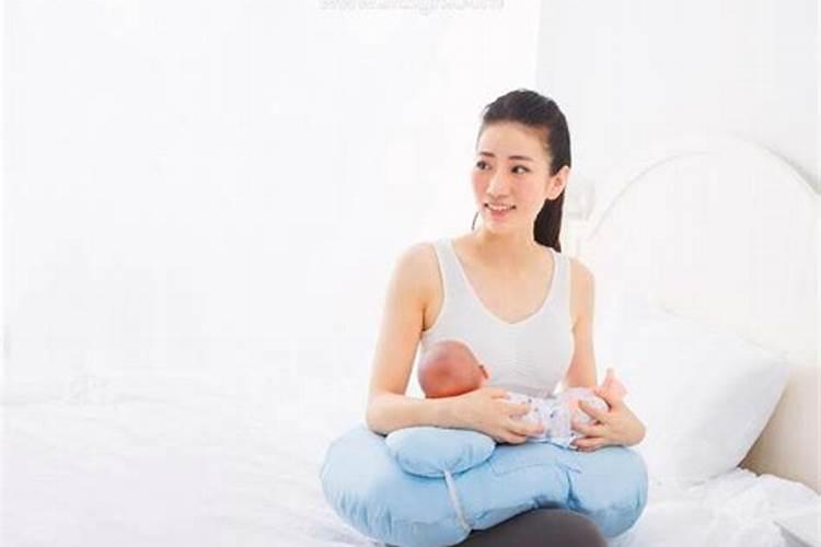 梦见生了个男孩还给他喂奶