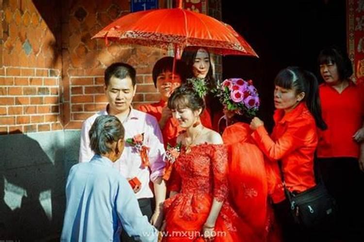 梦见自己嫁人了预示着什么
