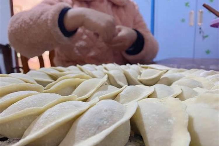 帮我看几个歇后语。
