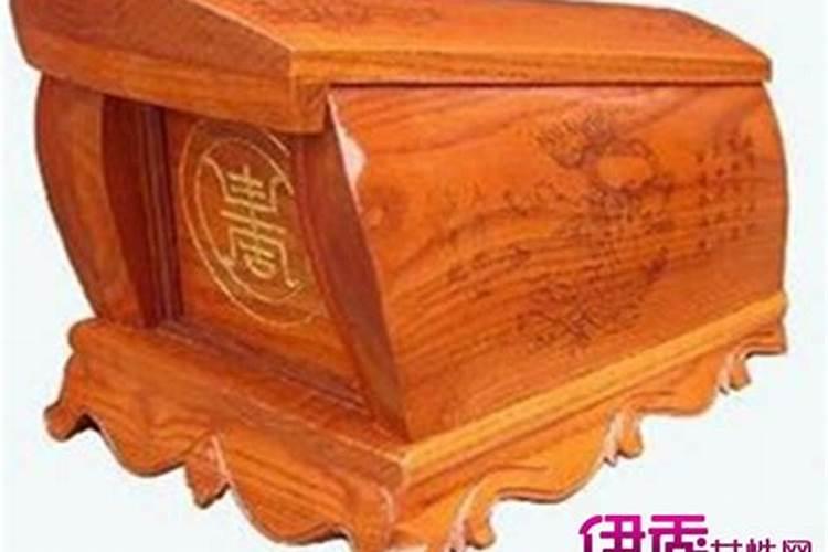 梦见死了13年的爷爷又死了,躺在棺材里,我站在棺材边上看着他。百度知...
