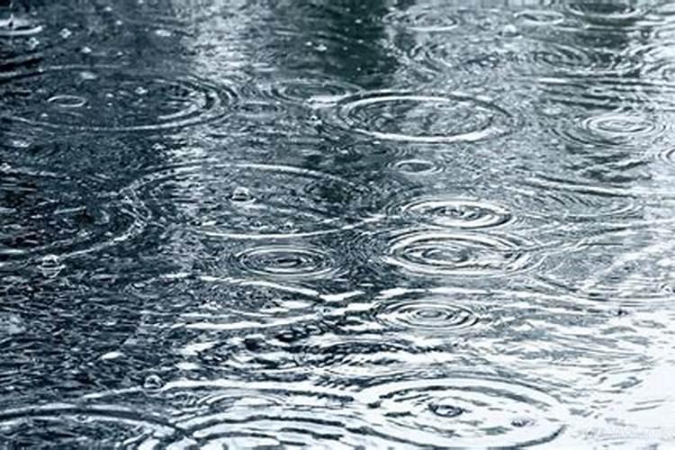 梦到下雨是什么征兆周公解梦