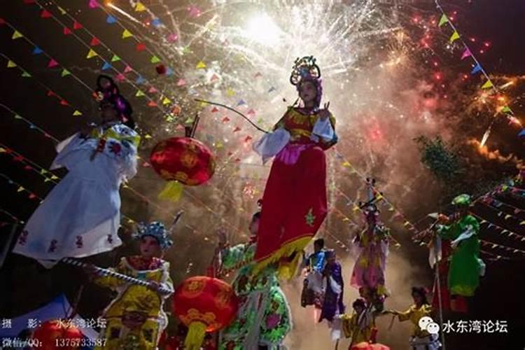 <年例>是那一个地方特有的节日!