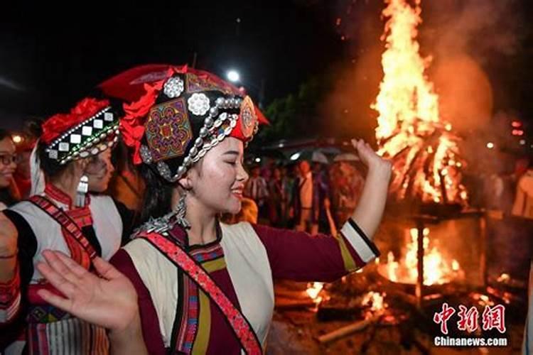 78年属马,农历2月11日生日,子时出生的运程怎样？