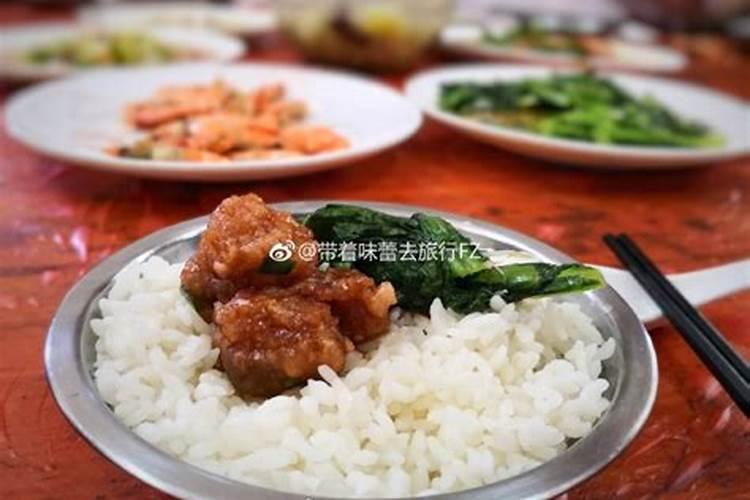 梦见前男友跟他现在女友很恩爱的预兆
