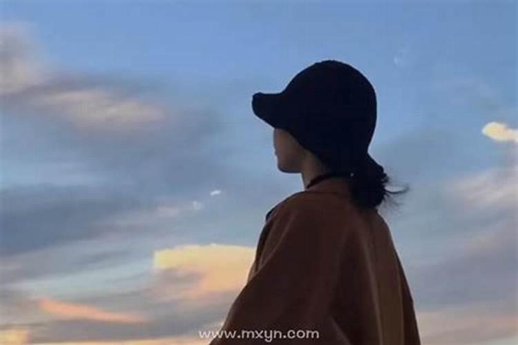 梦见婆婆给老公钱的预兆