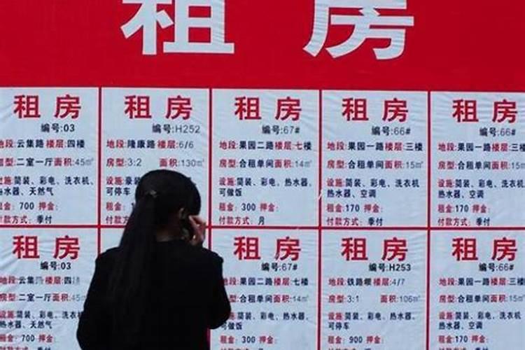 梦见蟒蛇咬自己预示着什么 梦见蟒蛇咬自己怎么解释