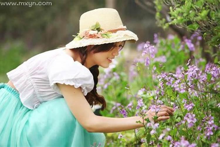 梦见剥花生是什么意思？