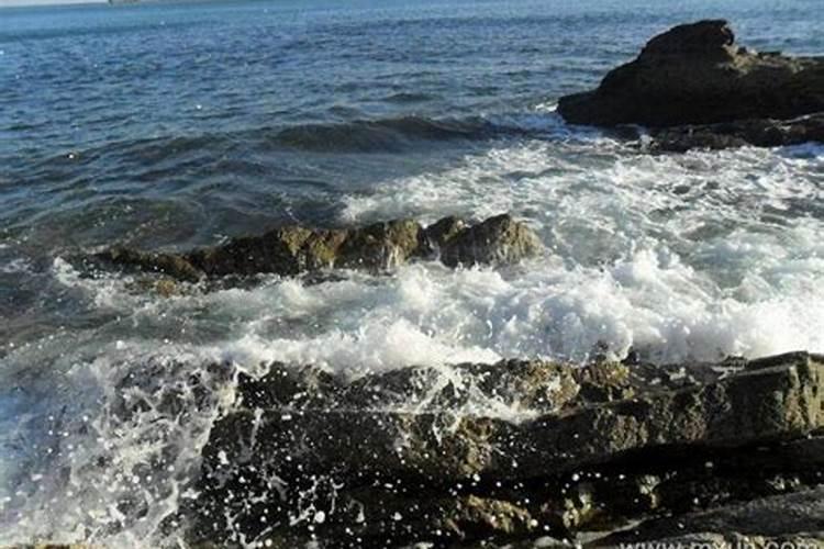 梦到海水涨潮是什么兆头