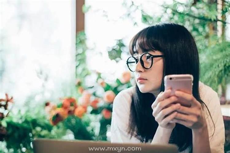 梦见前女友和现任一起的预兆