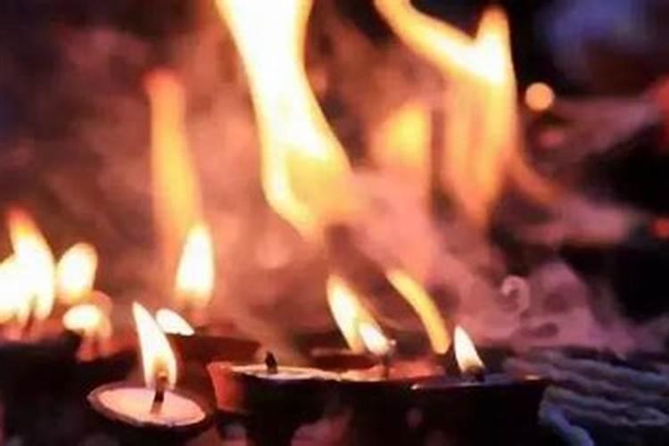 “七月十五鬼节,八月十五人节”,为什么会有这样的说法？