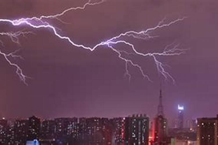 正月十五下雨、打雷、下冰雹、下雪,什么征兆,好吗？？？