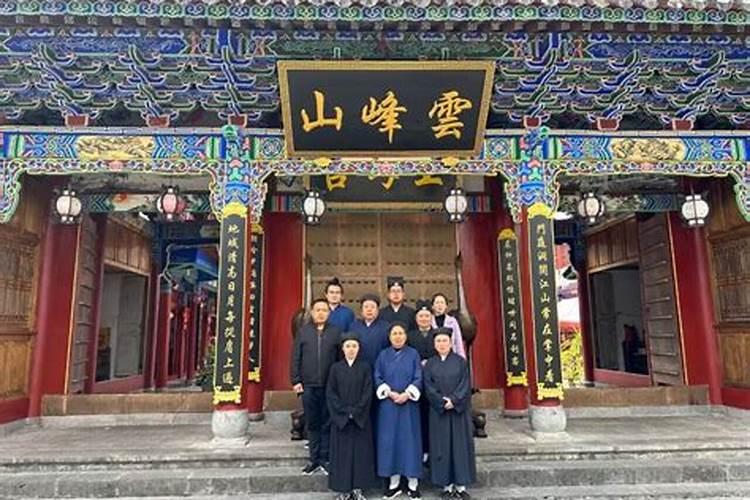 你不知道的人文大理:妙香佛国,禅茶之旅