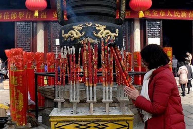...多放鞭炮的？ 所在地:吉林珲春 据说延吉 长春也好多放的