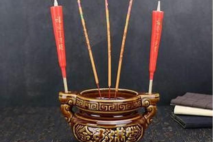 清明节上坟烧大香好还是小香好？