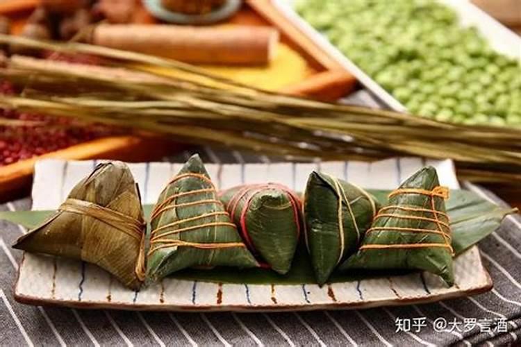 端午节为什么吃粽子,端午节吃粽子的来历传说