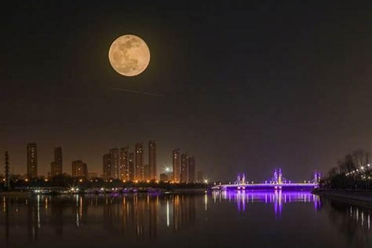 北京元宵月最圆时刻