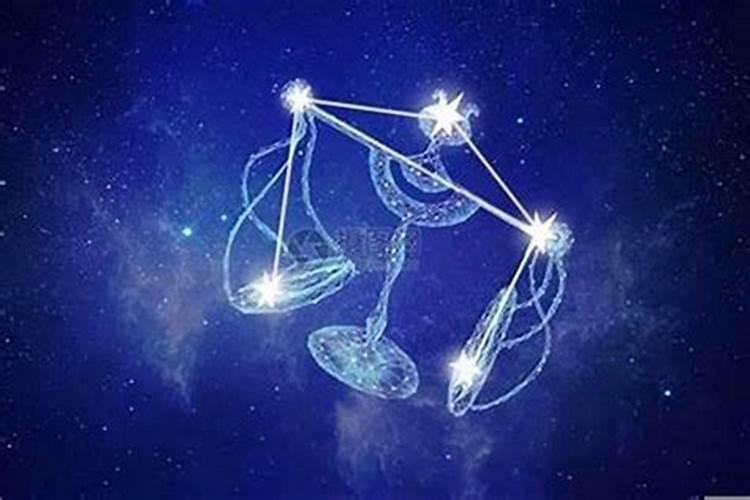 梦见老家的老房子着火是什么意思？