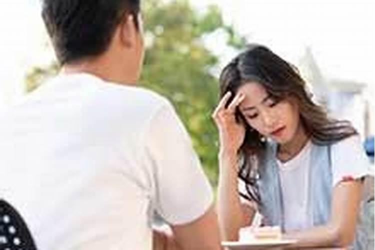 梦见前男友找自己要钱的预兆