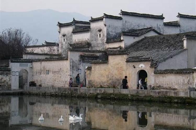 中元节吃什么 中元节的风俗有哪些？中元节禁忌不能干什么