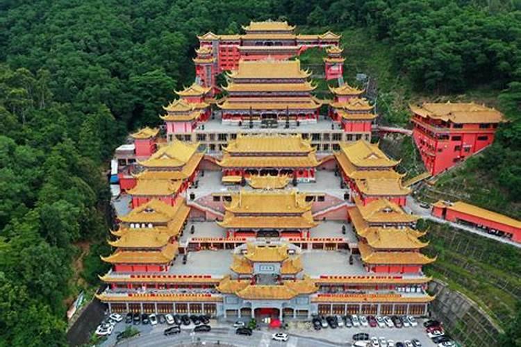 观音寺每个殿求的是什么佛？